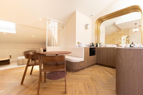 Maison Ingwë - Appartement avec Terrasse Place Gambetta