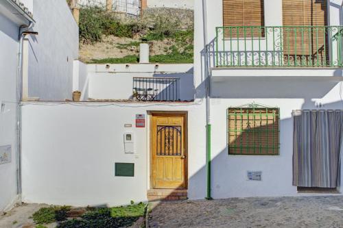 Comeback LA CUEVA DEL GATO -WIFI Y PARKING GRATIS