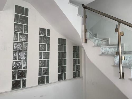 4 rooms, 3 bathrooms apartment