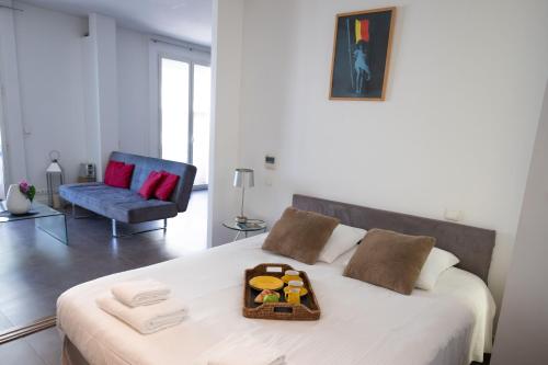Palais Miramar apartment with sea view on La Croisette