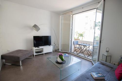 Palais Miramar apartment with sea view on La Croisette