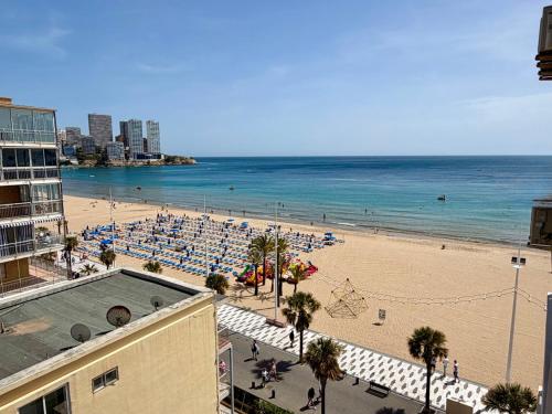 Beachfront Apartment for 6, 3 Bathrooms, Levante Beach