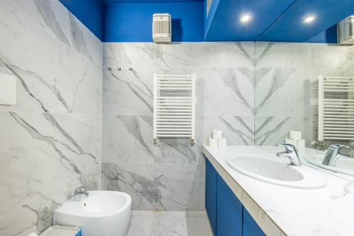 Spacious 3 Bedroom 2 Bathroom Apartment near Metro Crocetta Milan city center