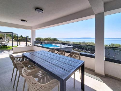 Holiday Home Ria with heated pool by Interhome