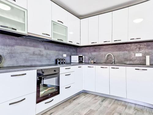 Holiday Home Sara by Interhome