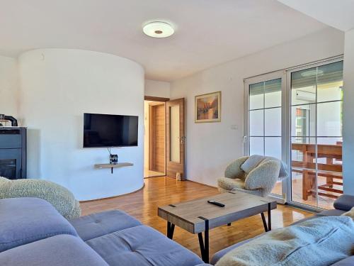 Holiday Home Ivanka by Interhome