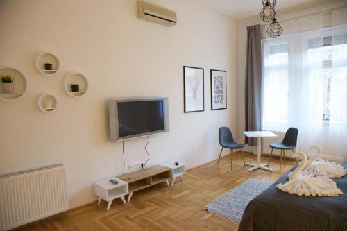 Imagen de la galería de Five Season's Apartment, en Budapest