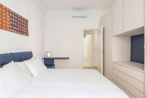 Bedroom Apartment with Balcony near Vatican