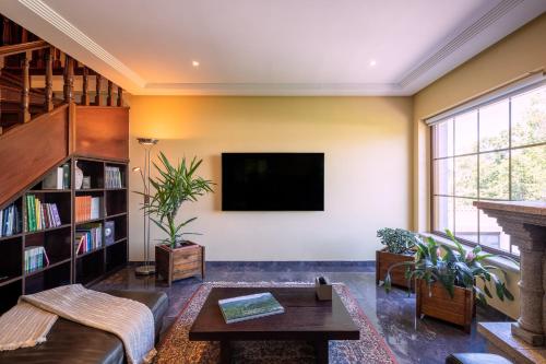 Luxury Classic Villa with Private Pool - Bom Jesus