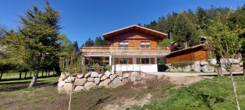 Nouveau ské chalet, SPA privatif, terrain clôturé, garage