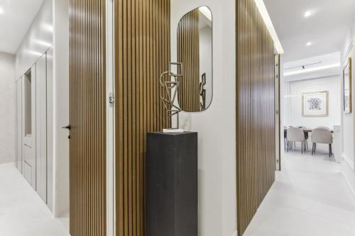 Stylish 3BR Apartment in Madrid