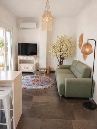 Panoramic Stylish Port View