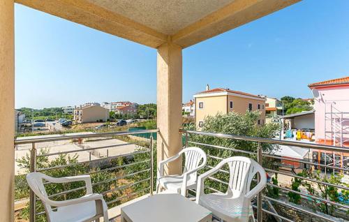 2 Bedroom Lovely Apartment In Medulin