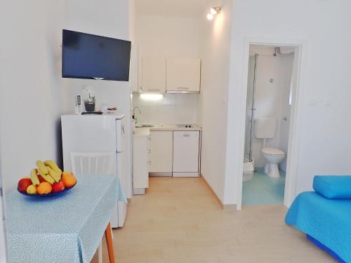 Apartments with parking space Starigrad, Paklenica - 25510