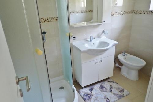 Apartments with parking space Starigrad, Paklenica - 25547