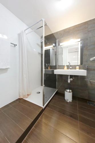 Apartments with WiFi Split - 25723
