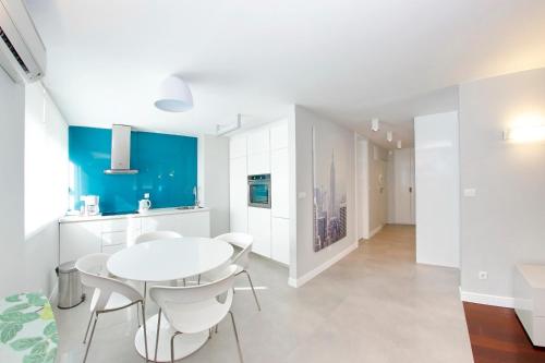 Apartments with WiFi Split - 25723