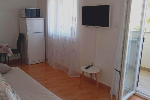 Apartments with parking space Losinj, Losinj - 25549