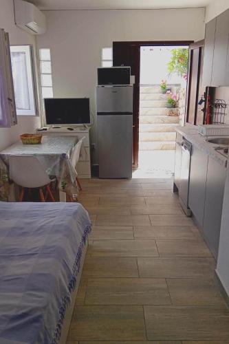 Apartments with parking space Losinj, Losinj - 25549