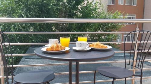 Apartments with parking space Kastel Stafilic, Kastela - 25247