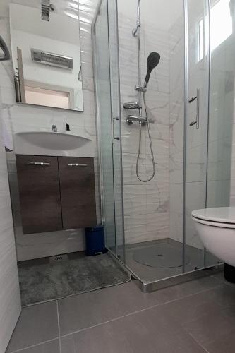 Apartments with parking space Kastel Stafilic, Kastela - 25247