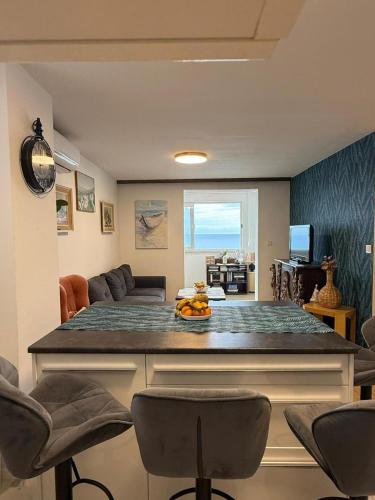 Apartments with parking space Dubrovnik - 25848