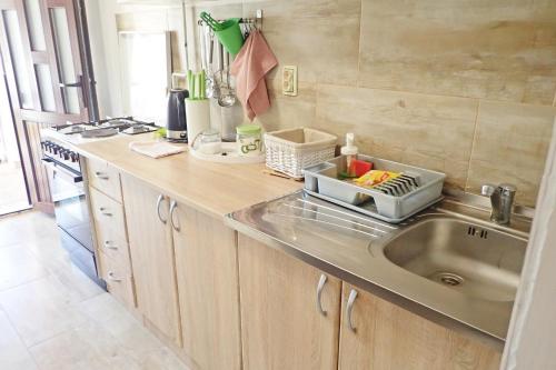 Apartments with parking space Starigrad, Paklenica - 25527