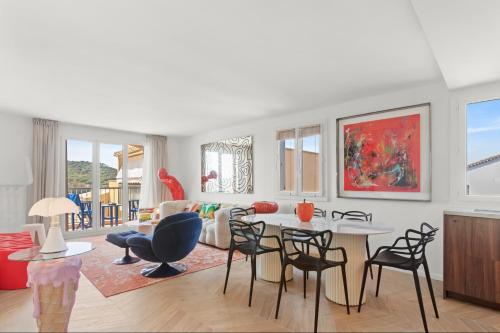 Luxe Flat St Tropez - By Maisons de Charloc Homes