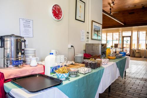 Jídlo v motelu nebo okolí