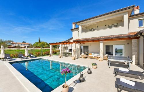 Beautiful Home In Porec