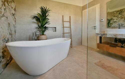 Awesome Home In Porec