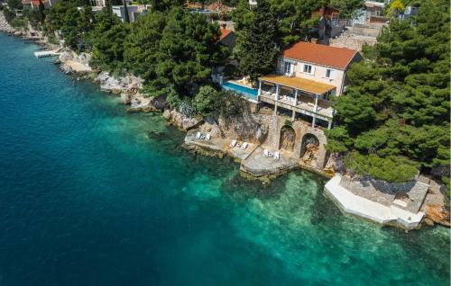 Villa Mey's Place