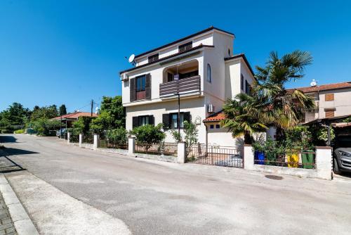Apartments by the sea Umag - 6095