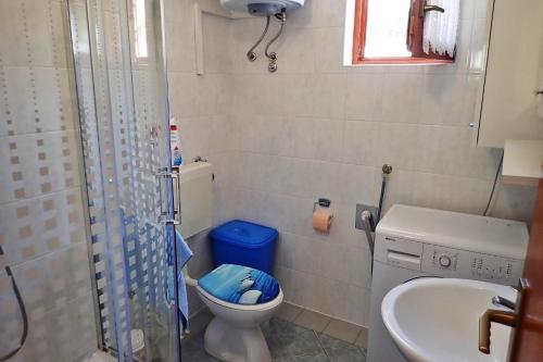 Apartments with parking space Starigrad, Paklenica - 25526