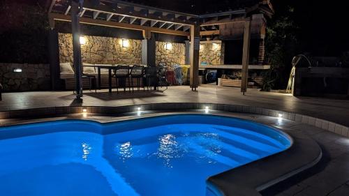 Seaside apartments with a swimming pool Pag - 6384