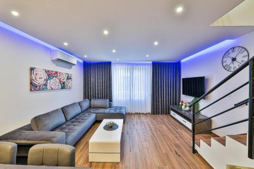 Apartments with WiFi Split - 25546