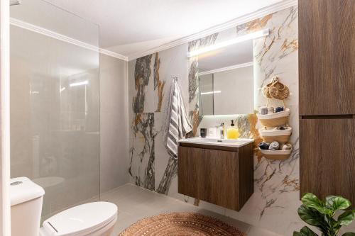 J&P Superior Suite