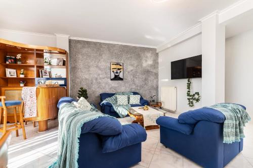J&P Superior Suite