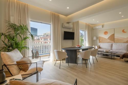 The Acropolis Crown Residence
