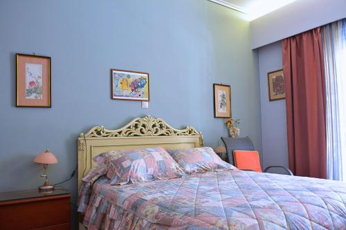Retro Stylish House in the Heart of Athens