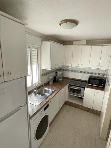 Apartamentos Playa de los Locos