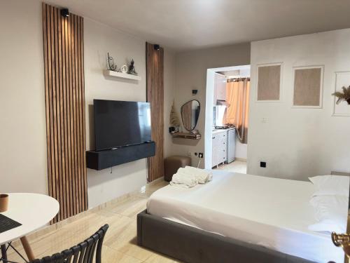 RS Studio - Himare 5th floor