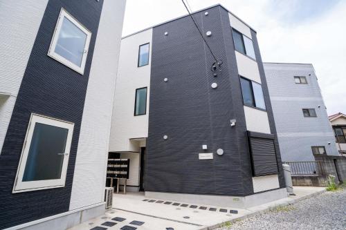 102Room 5 min walk from Gotanno station 20sqm apartment with private toilet and bathroom Direct access to popular travel destinations such as Ueno
