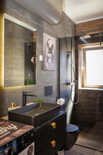 a bathroom with a sink and a toilet at Island Pearl in Mali Lošinj