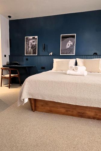 Split Memories Suites