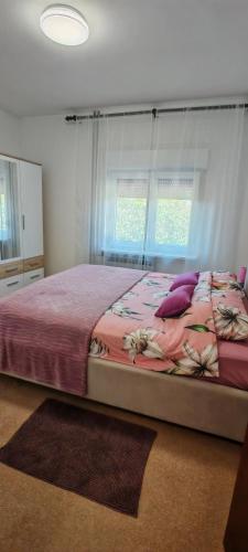 Apartment near centar for 2+1 at Pula, with garden and free parking