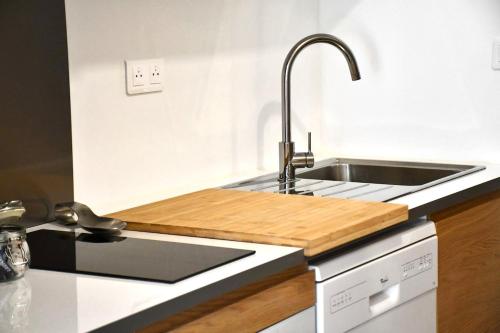 Charmant 1-Bedroom Apartment - Parking - 4 People - 3 Minutes to Point Zéro Beach