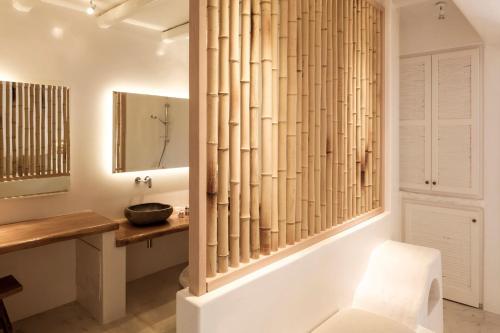Luxury Naxos Villas Premium Suite Air Conditioning Outdoor Pool
