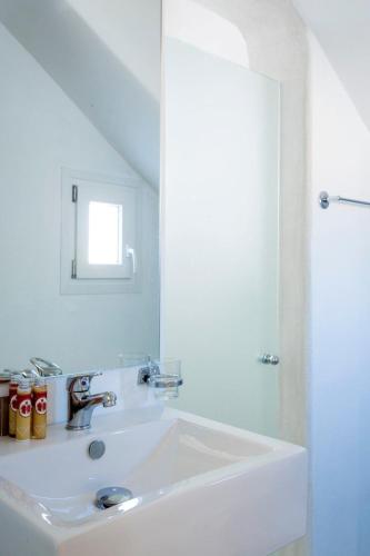 Deluxe Mykonos Villa Villa Del Sol Junior Suite Outdoor Pool Ornos