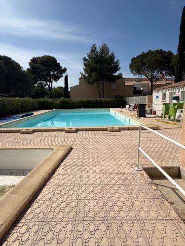 Résidence IPANEMA avec piscine, terrain de tennis, table de ping pong